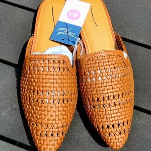 Universal Thread Faux Leather Whisper Fall Camel Mules